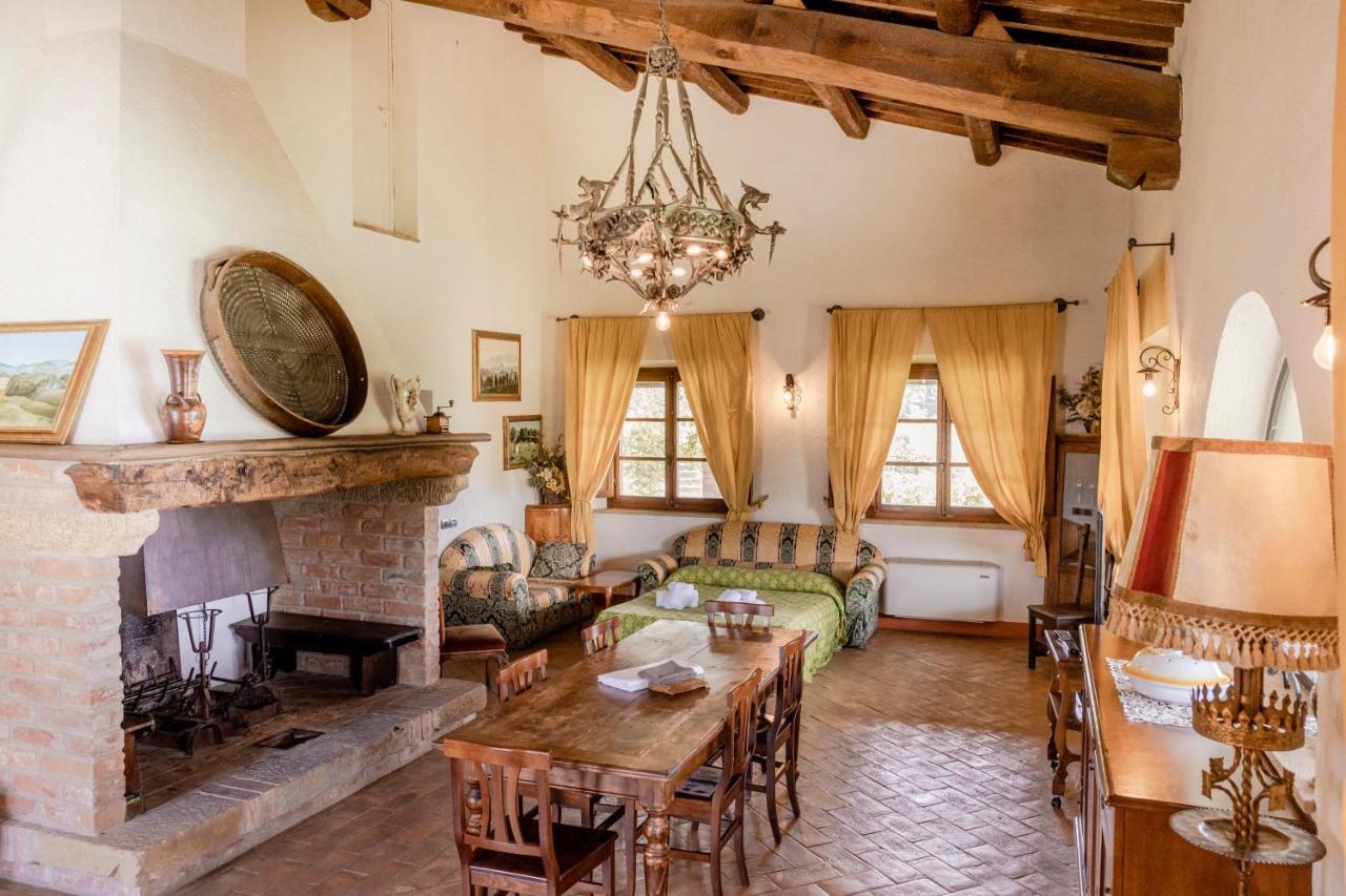 Agriturismo Il Serraglio Montepulciano Ngoại thất bức ảnh